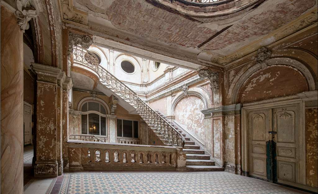 Kunstleinwand  Old Staircase I Dekoration > Bilder & Schilder - Höffner