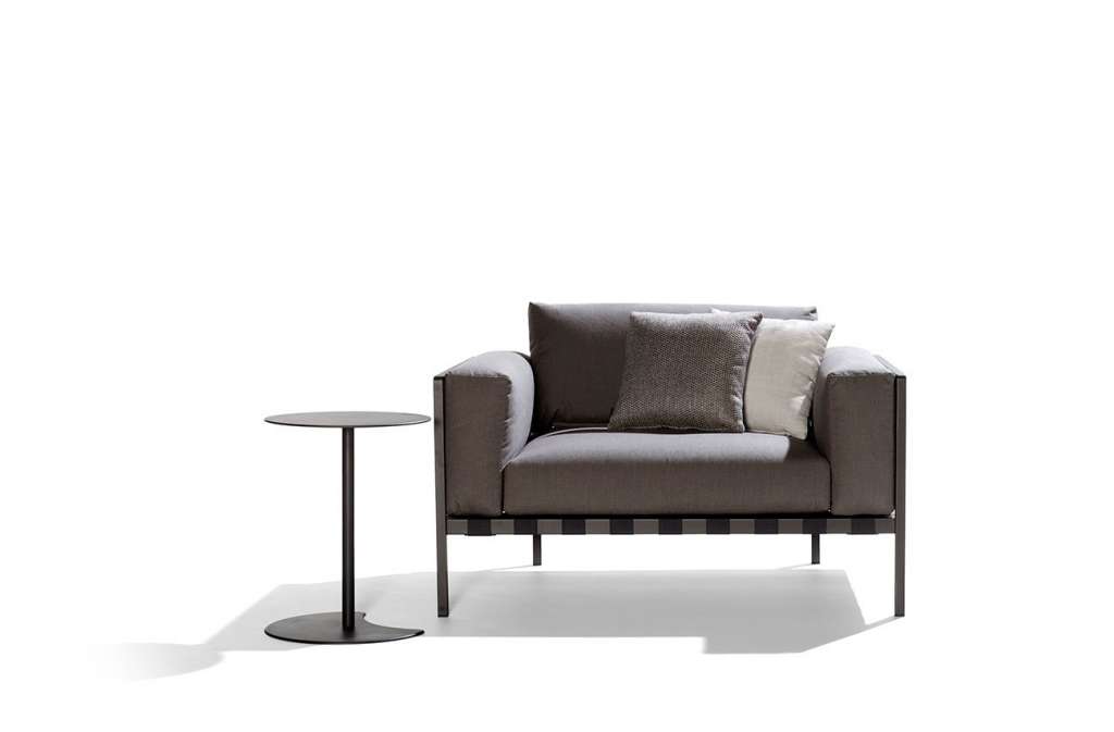 Tribù - Natal Alu Sofa 117 cm - Gestell schwarz - Polsterfarbe N01 Nautical White - outdoor