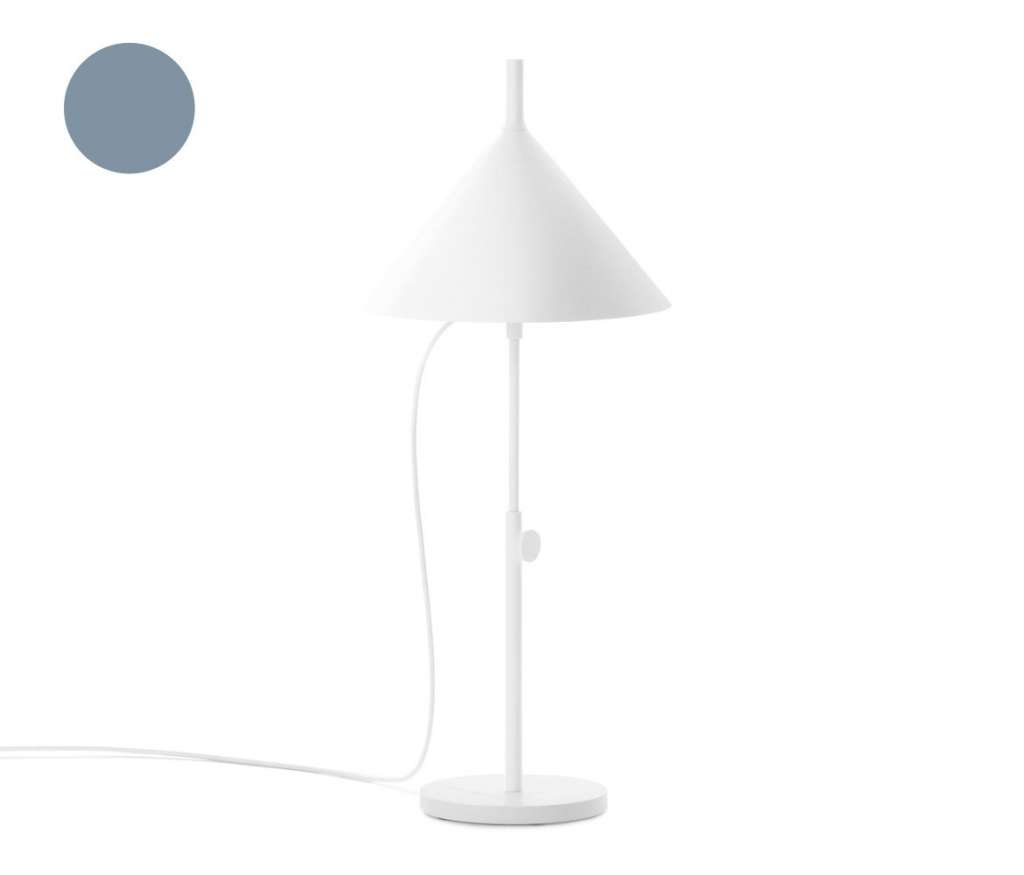 Wästberg - Nendo w132 Tischleuchte - Kegel - blau - indoor