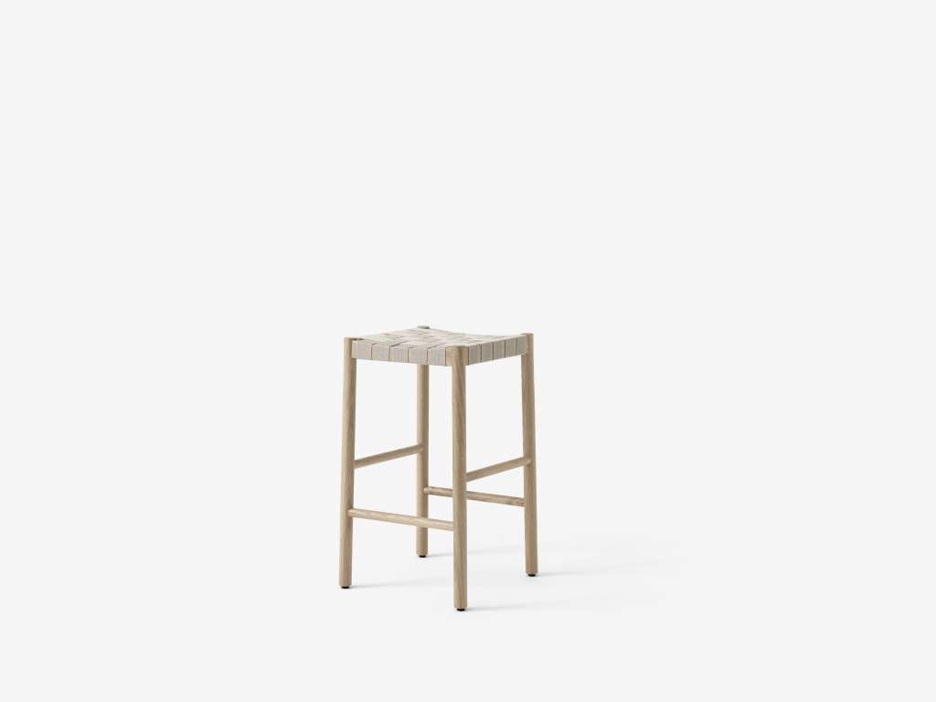 andTRADITION - Betty Barstuhl TK8  - Oak/Natural webbing - 40  x 76 cm - indoor