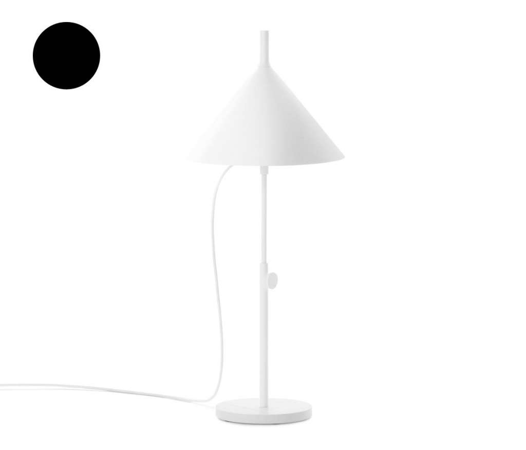 Wästberg - Nendo w132 Tischleuchte - Kegel - schwarz - indoor