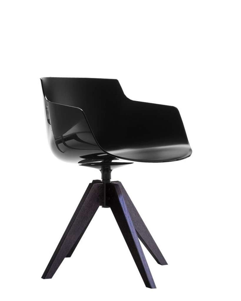 MDF Italia - Flow Slim Armlehndrehstuhl VN - schwarz - Eiche braun lasiert - indoor