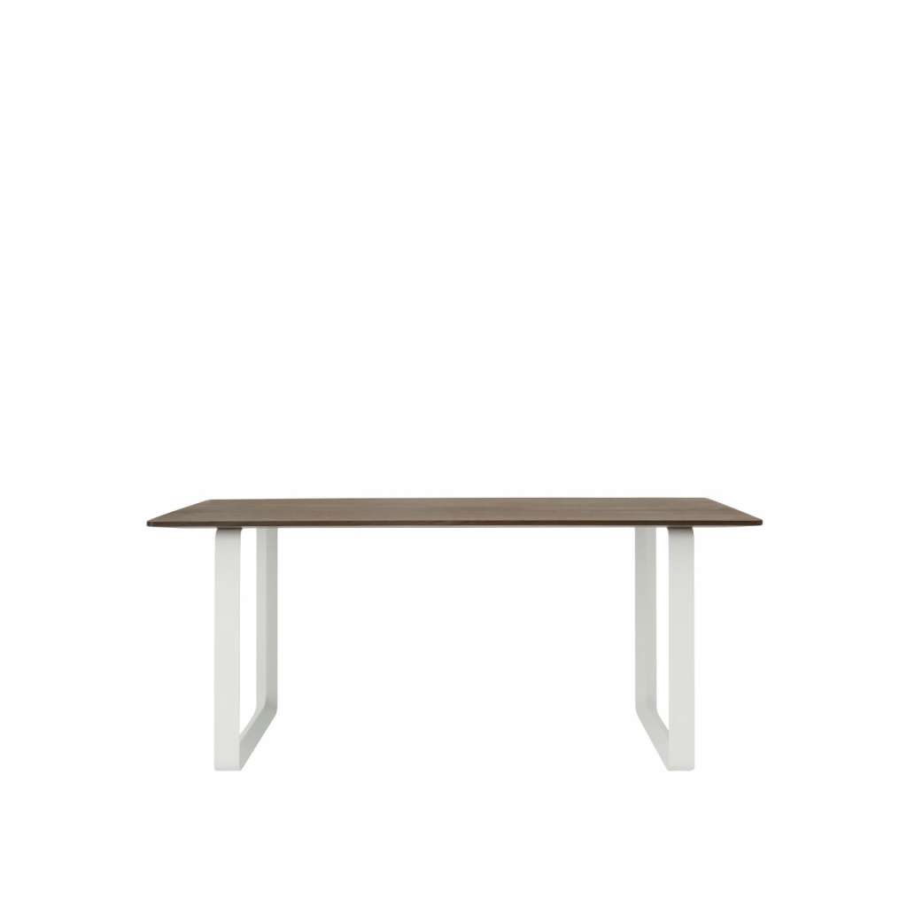 Muuto - 70/70 Tisch S - solid smoked oak - Gestell weiß