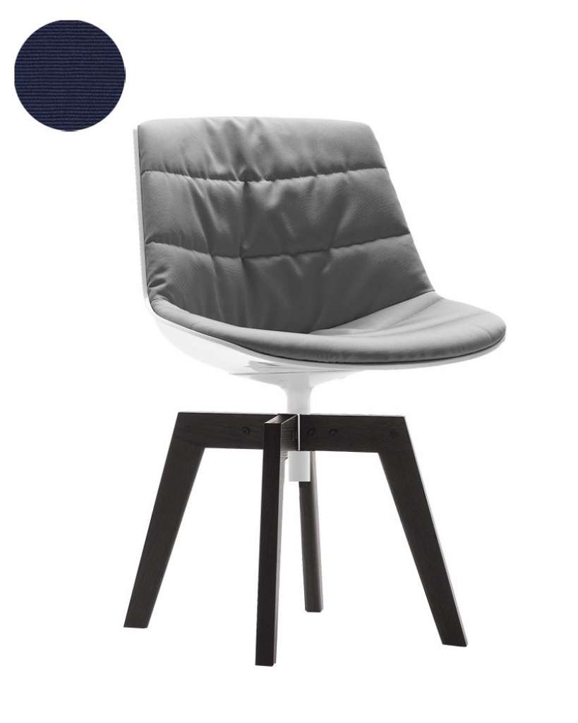 MDF Italia - Flow Drehstuhl gepolstert - Manila 713 dunkelblau - Schale weiß - Gestell Brauneiche - indoor