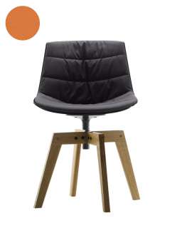 MDF Italia - Flow Drehstuhl gepolstert - Manila 564 orange - Schale schwarz - Gestell Eiche natur - indoor