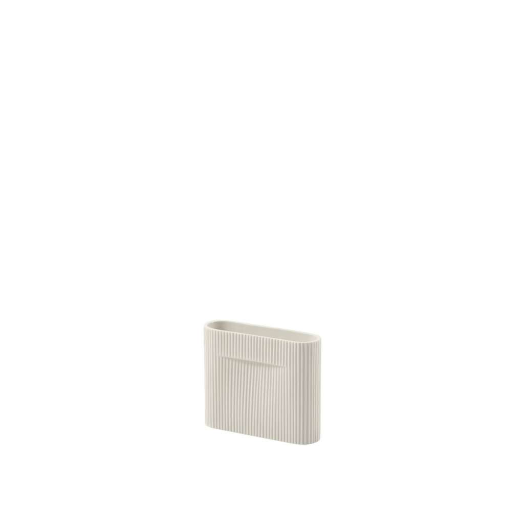 Muuto - Ridge Vase - off-white - H 16.5 cm
