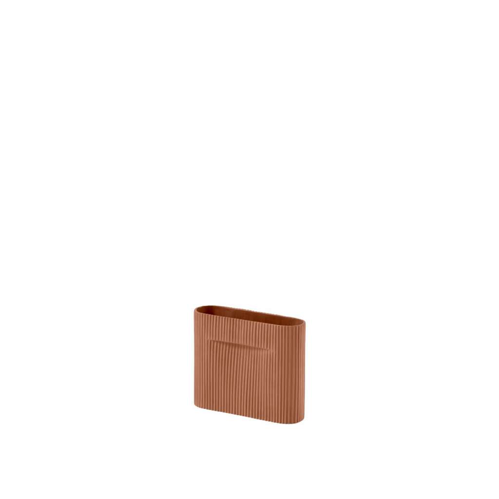 Muuto - Ridge Vase - terracotta - H 16.5 cm