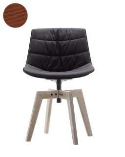 MDF Italia - Flow Drehstuhl gepolstert - Manila 464 cognac - Schale schwarz - Gestell Bleicheiche - indoor