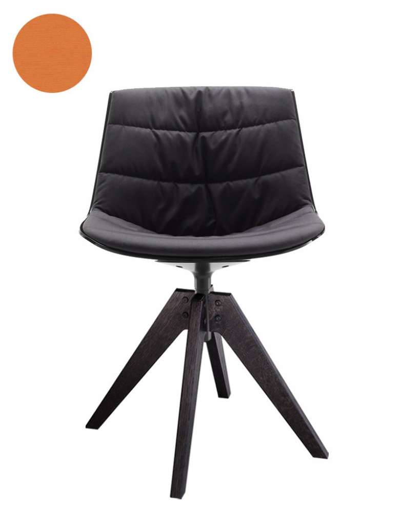 MDF Italia - Flow VN Drehstuhl gepolstert - Manila 564 orange - Schale schwarz - Gestell Brauneiche - indoor