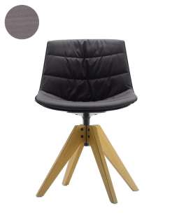 MDF Italia - Flow VN Drehstuhl gepolstert - Manila 254 aubergine - Schale schwarz - Gestell Eiche natur - indoor