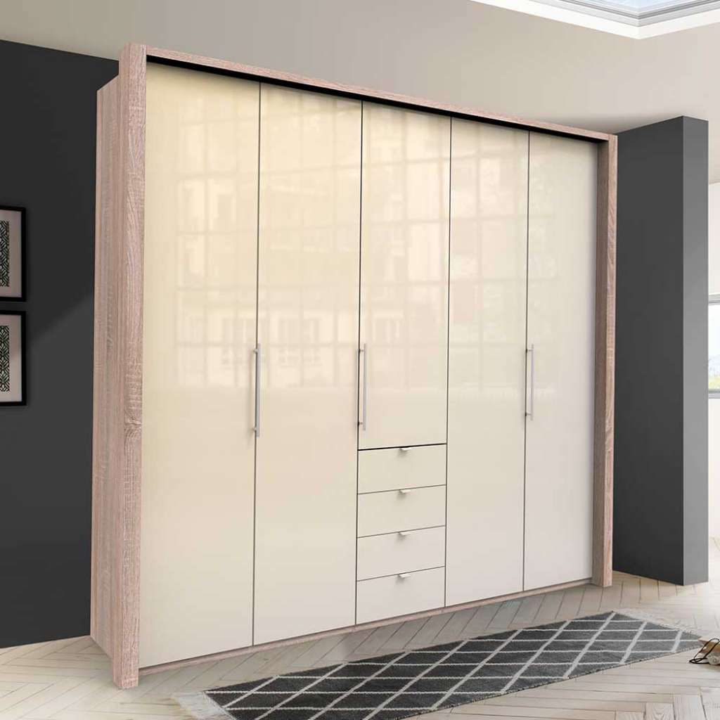 Moderner Schlafzimmerschrank mit vier Schubladen 3 türig