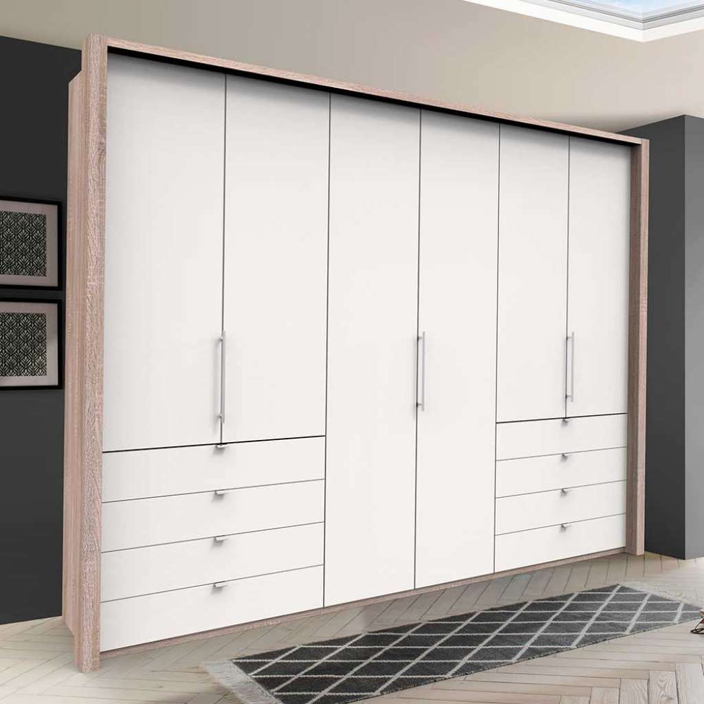 Panorama Kleiderschrank mit acht Schubladen und drei Falttüren modern