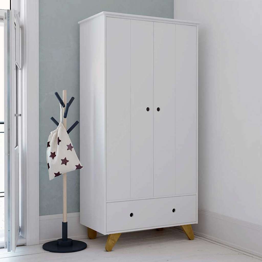 Kinderkleiderschrank in Weiß und Pinie Drehtüren