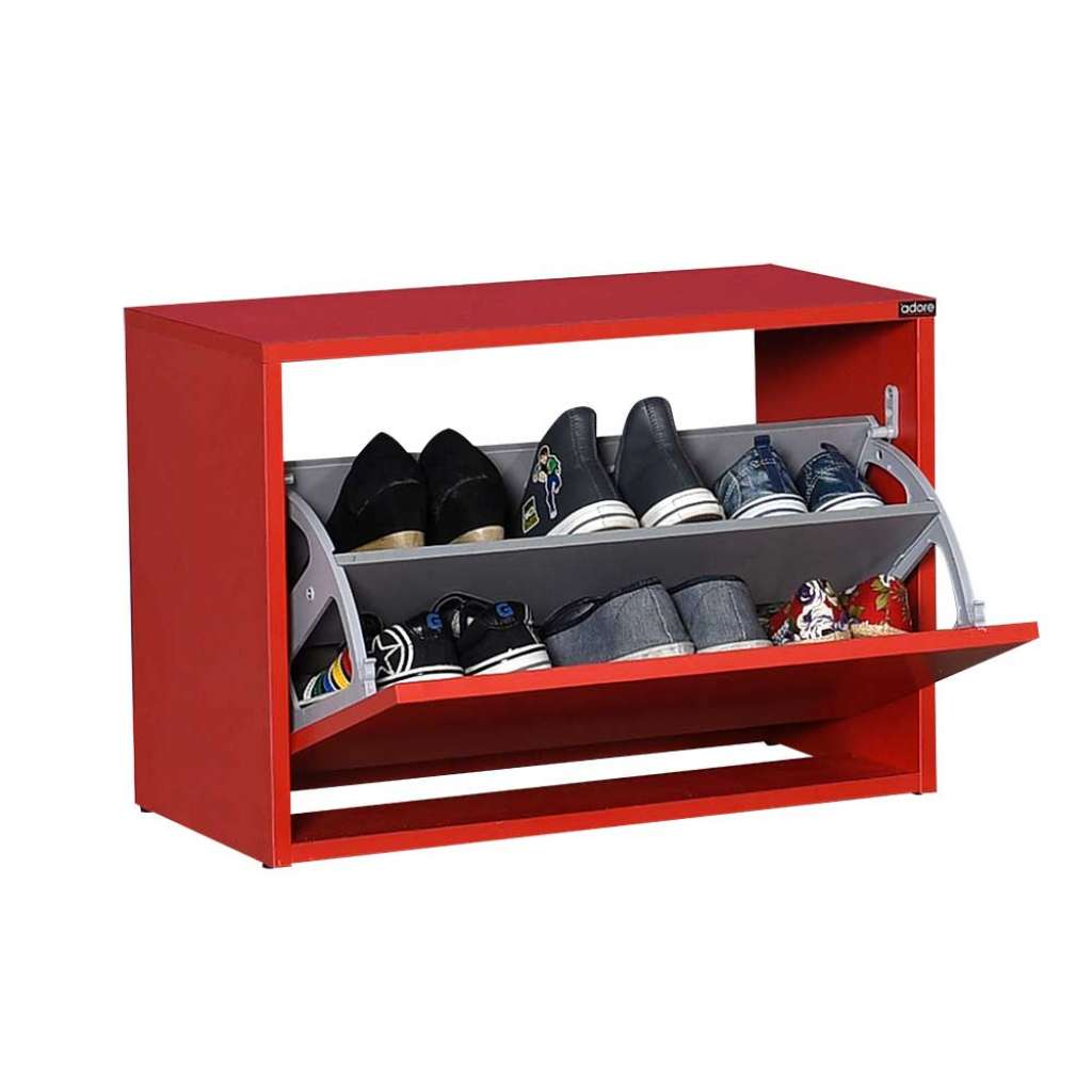 Niedriger Schuhkipper in Rot einer Schuhwalze