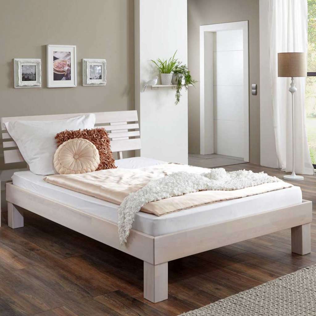 Holz Futonbett in Buche White Wash 37 cm Einstiegshöhe