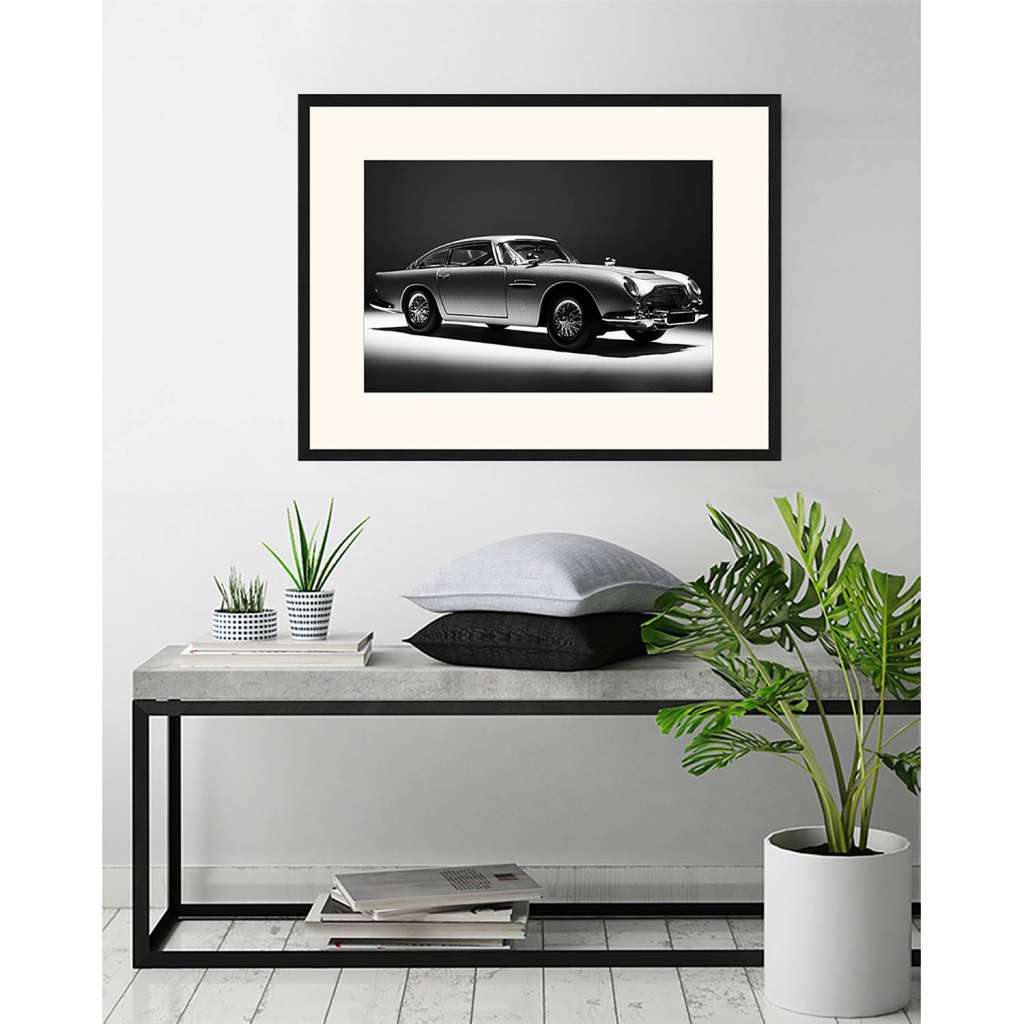 home24 Bild Aston Martin B5