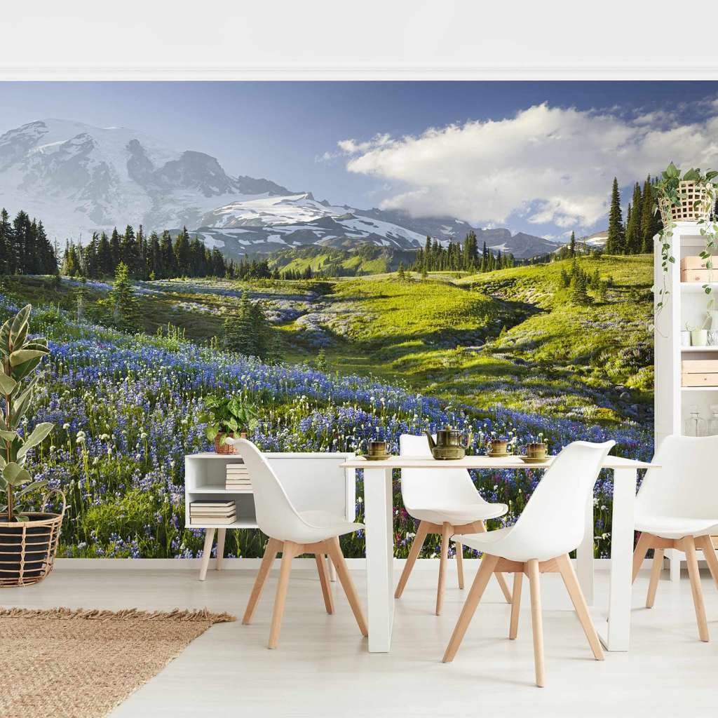 home24 Vliestapete Bergwiese mit Blumen