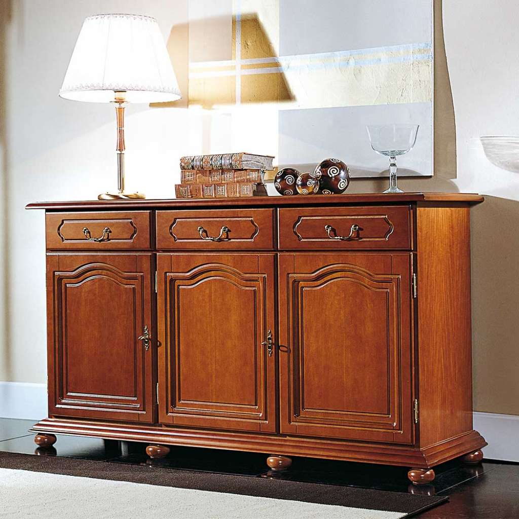 Klassisches Sideboard in Nussbaum furniert 3 Schubladen