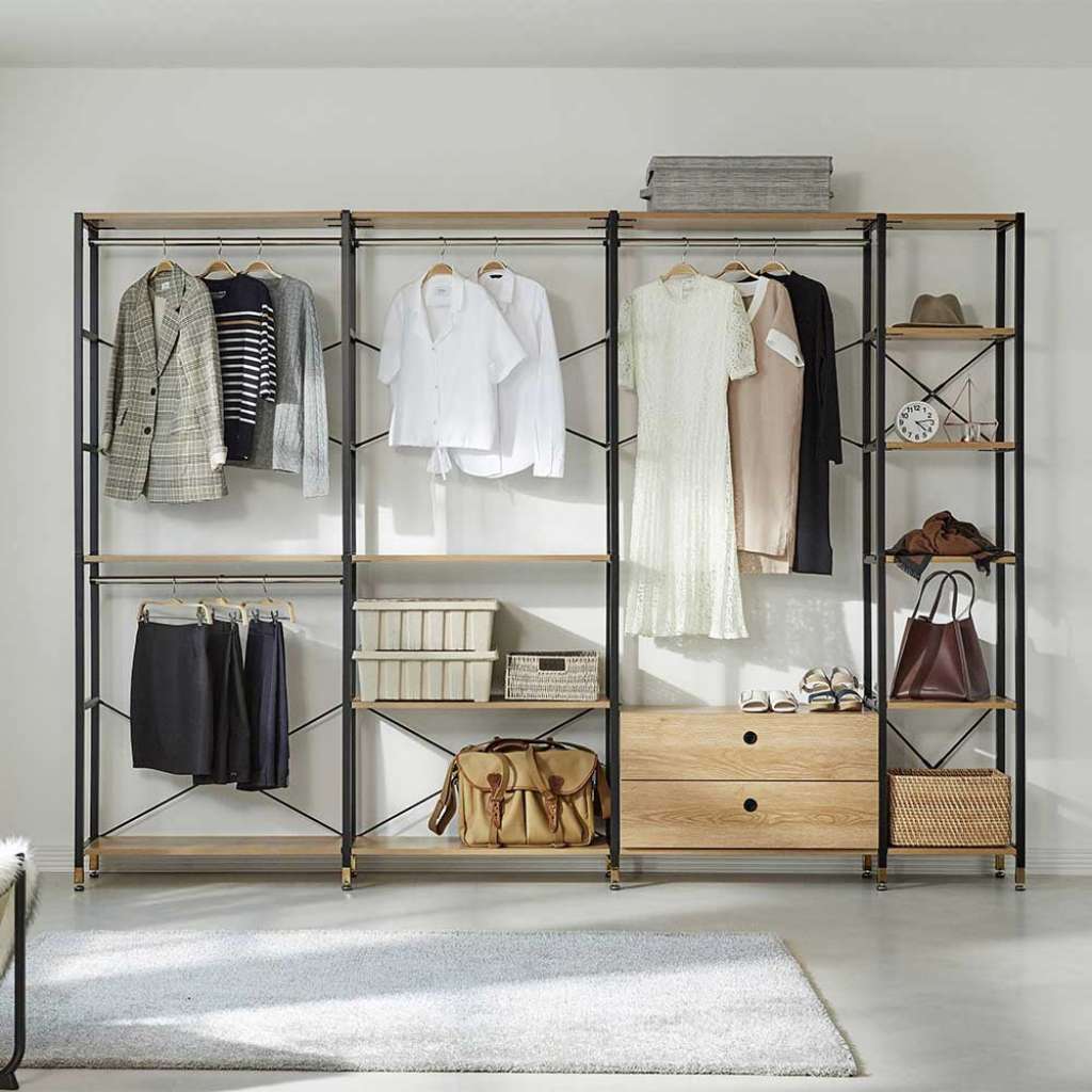 XL Garderobe in Akaziefarben und Schwarz vier Kleiderstangen