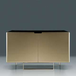 Wohnzimmerkommode in modernem Design Bügelgestell aus Metall