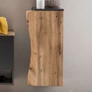 Badezimmerunterschrank mit nachempfundener Baumkante Landhausstil