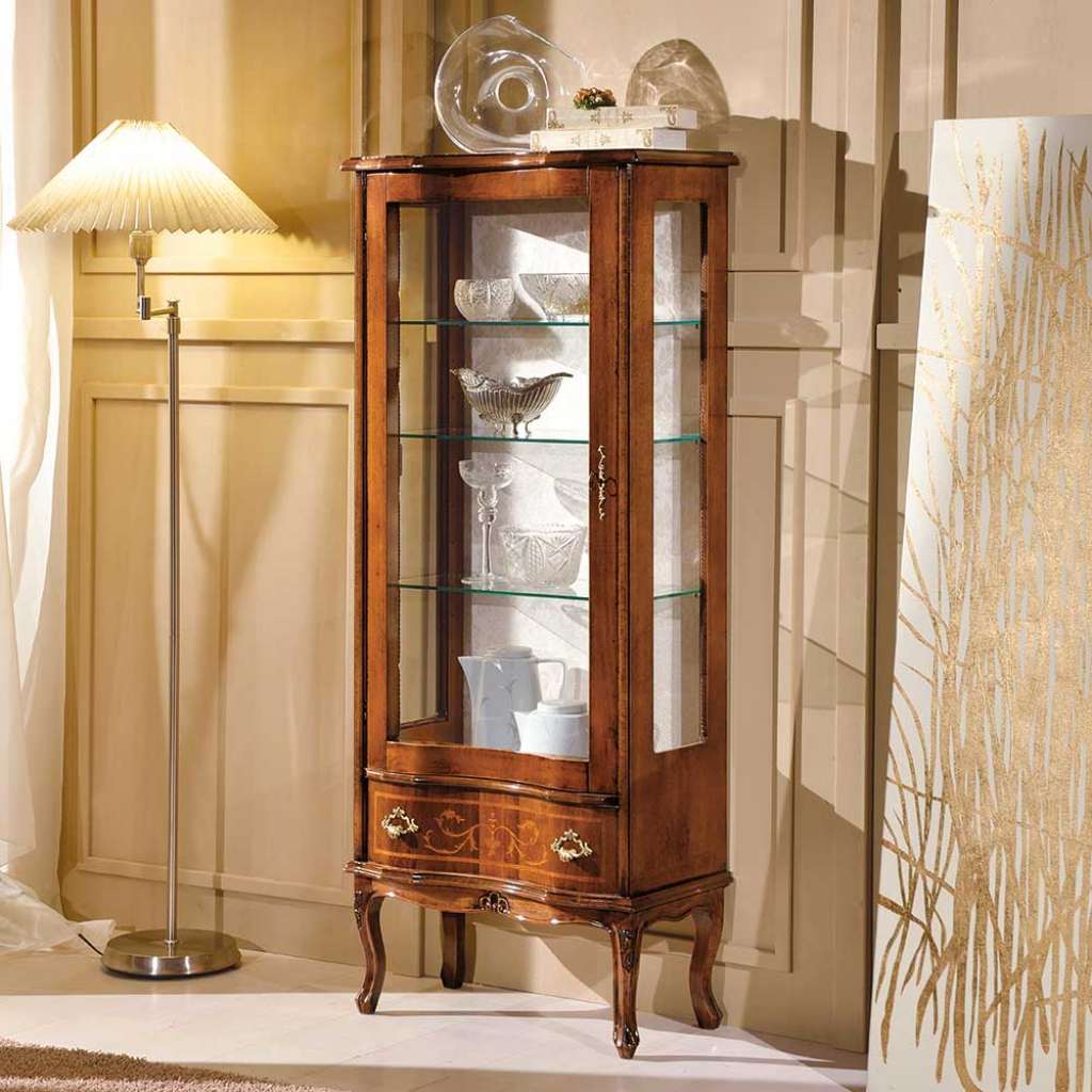 Esszimmer Vitrinenschrank in italienischem Design Blätter Rankenmuster