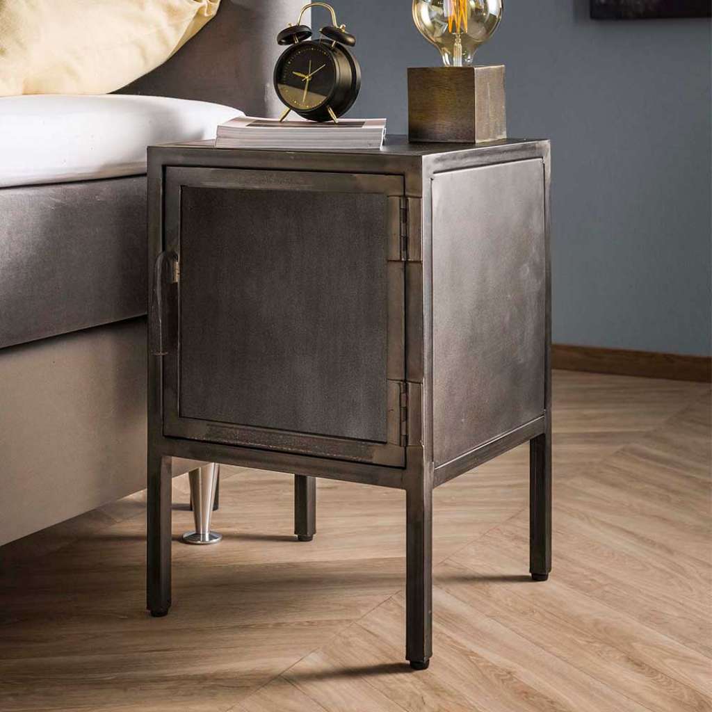 Nachttischschränkchen aus Metall Industry und Loft Stil