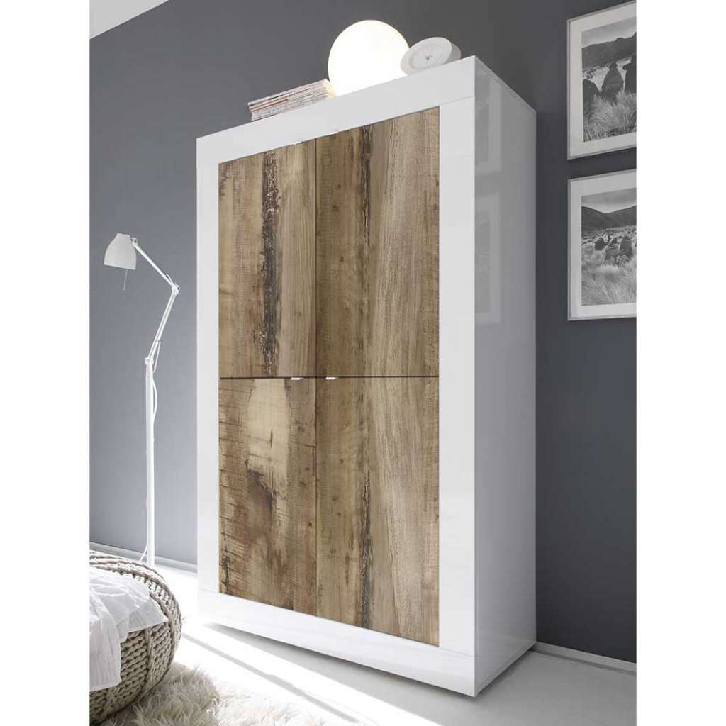 Wohnzimmerschrank in modernem Design Metallgriffen