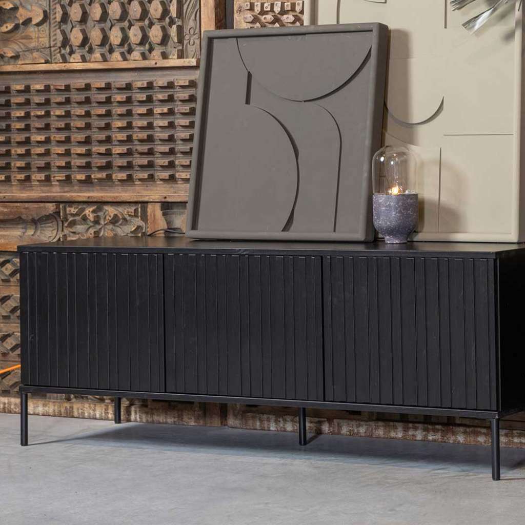 Flachstrecke Wohnzimmer im Skandi Design Schwarz