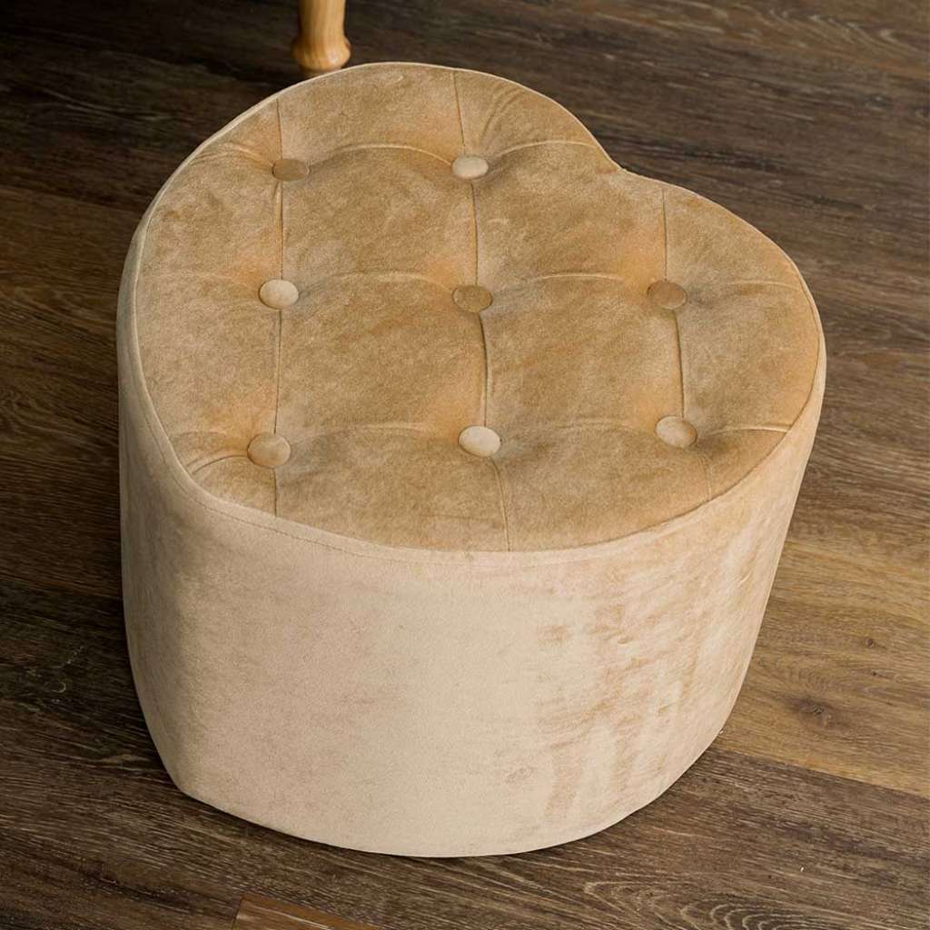 Samt Polsterhocker in Herzform 31 cm Sitzhöhe