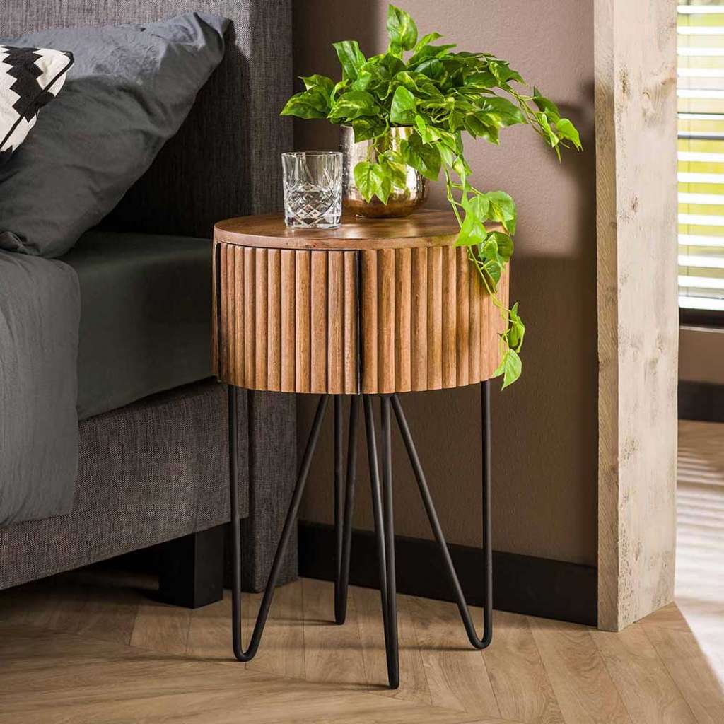 Runder Beistelltisch aus Mangobaum Massivholz Metall