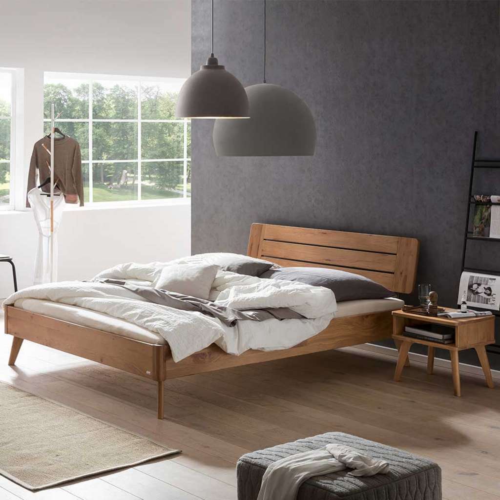 Massives Holzbett Wildeiche geölt in modernem Design 216 cm tief
