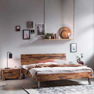 Massivholz Bett aus Akazie und Eisen Industry und Loft Stil