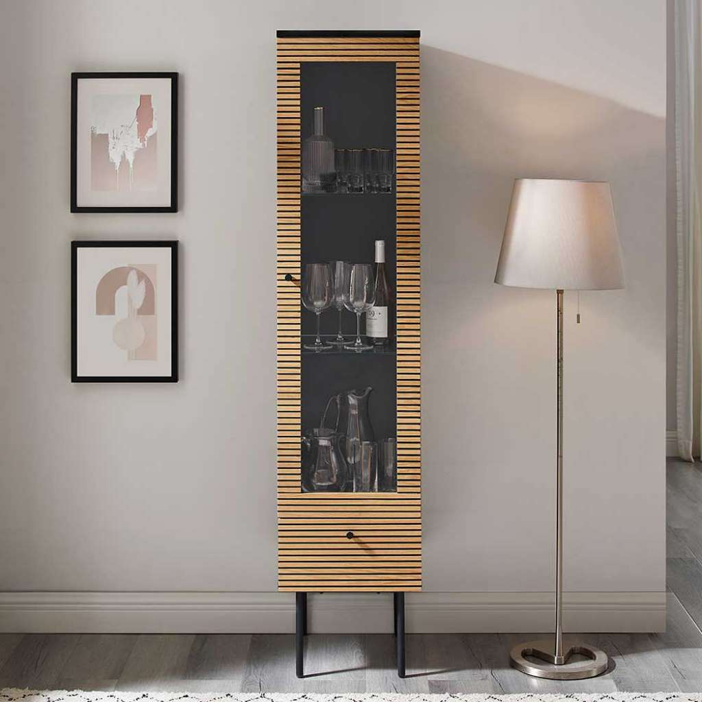 Schrank Vitrine schmal im Skandi Design einer Schublade