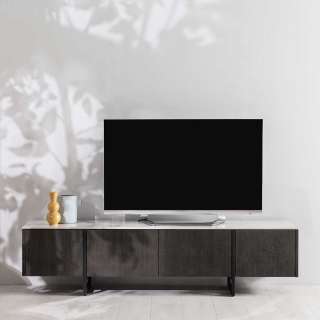 Fernsehunterschrank in modernem Design Push to open Funktion