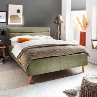 Gepolstertes Bett Skandi Grün mit Vierfußgestell aus Holz Eichefarben