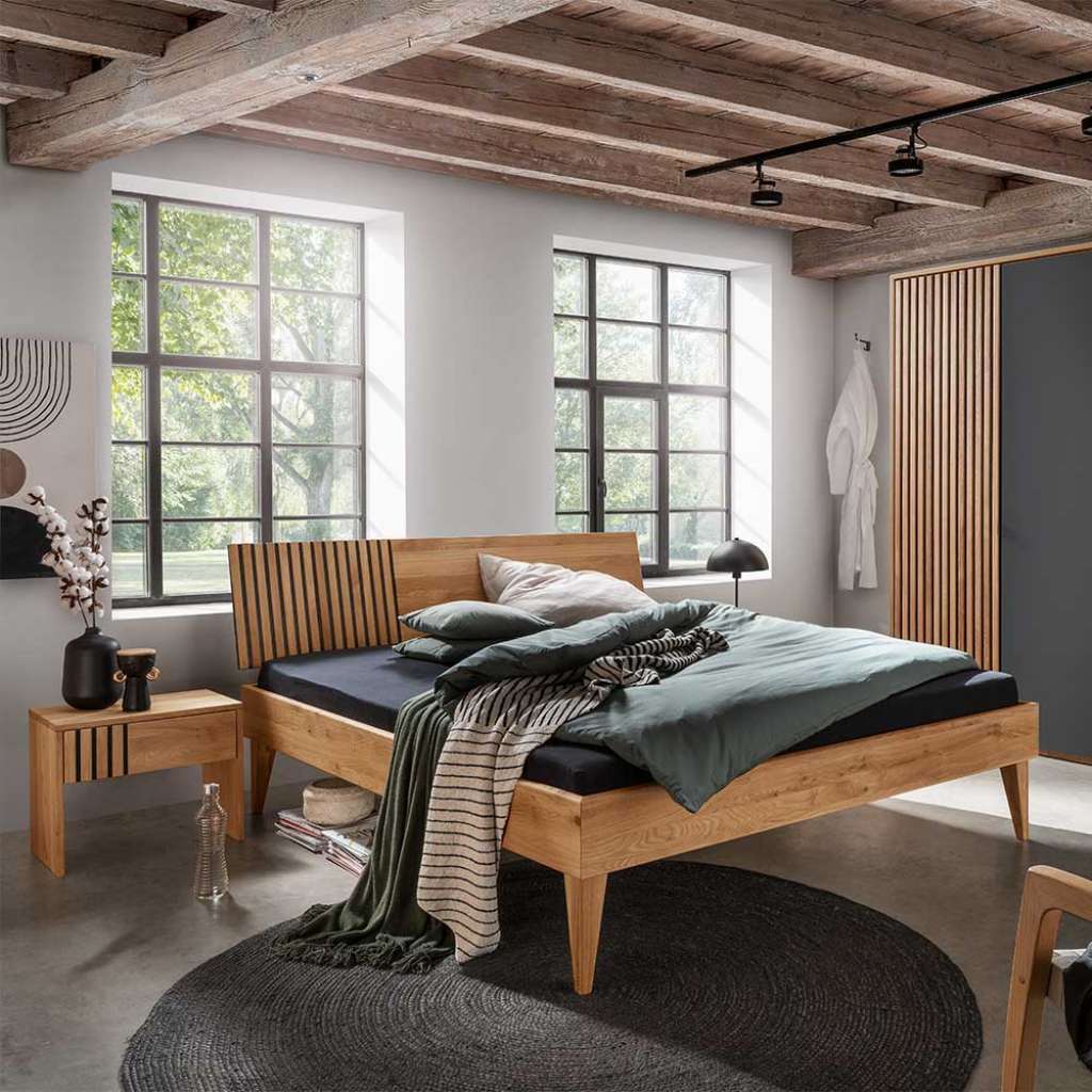 Doppelbett Wildeiche massiv geölt in modernem Design 93 cm Kopfteil