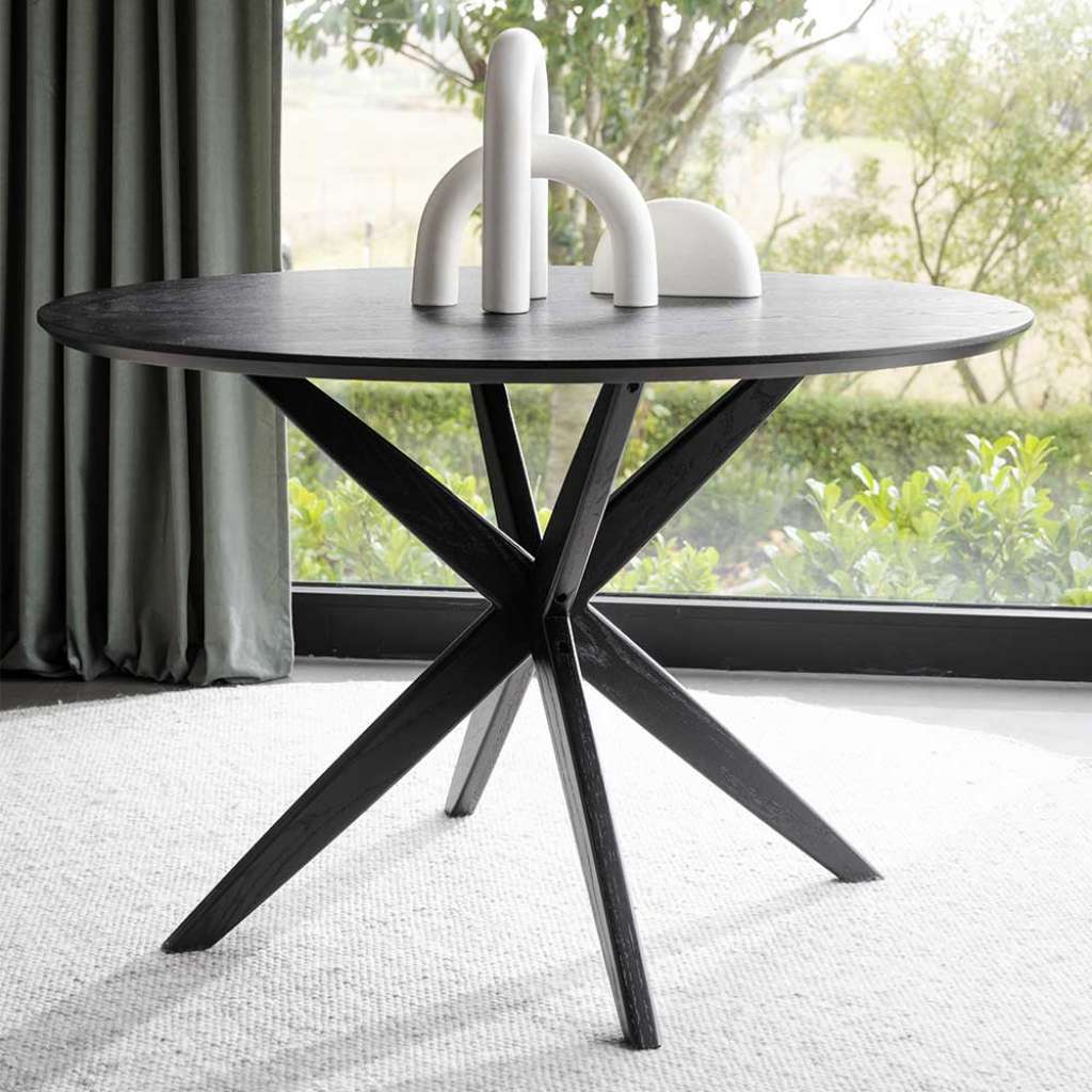 Moderner Esstisch in Schwarz lackiert Spider Gestell