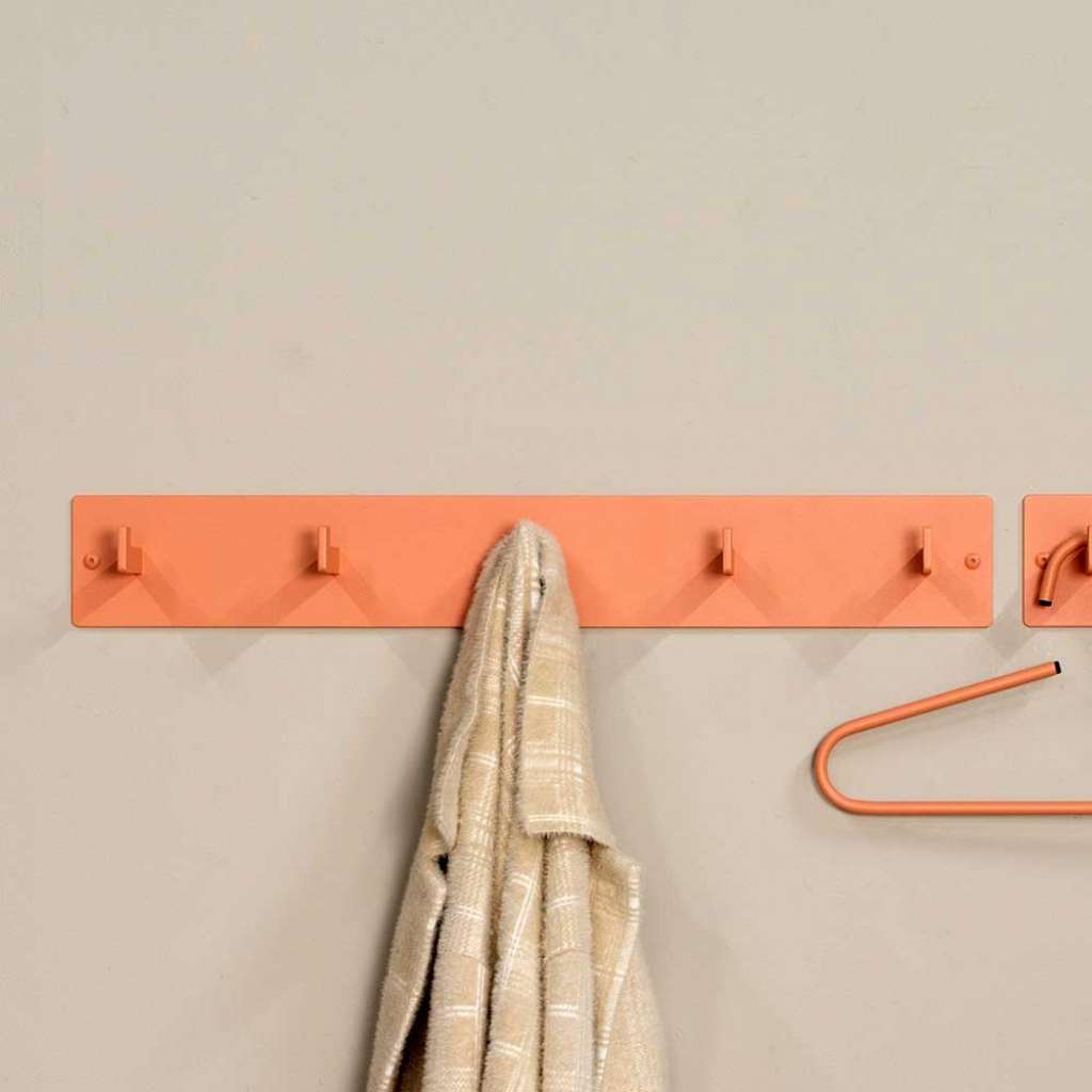 Wandgarderobe aus Metall in Terracotta 5 Kleiderhaken