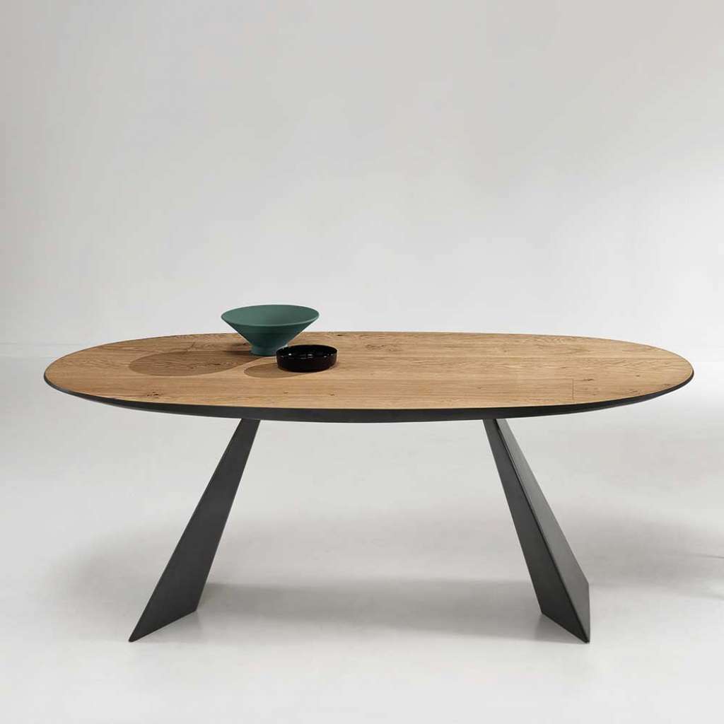 Ovaler Esszimmer Tisch in modernem Design 200 cm breit