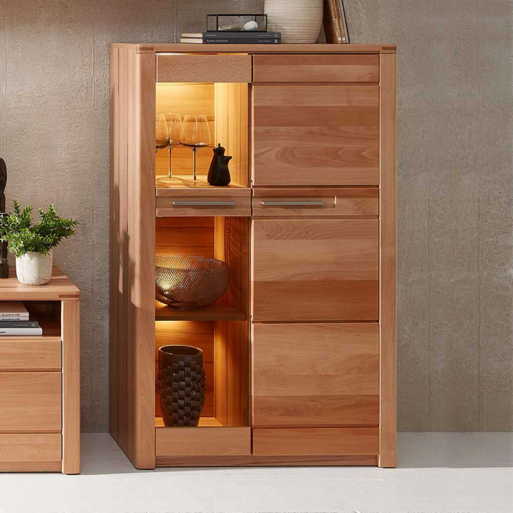 Wohnzimmervitrine mit Glastür in Kernbuchefarben 137 cm hoch