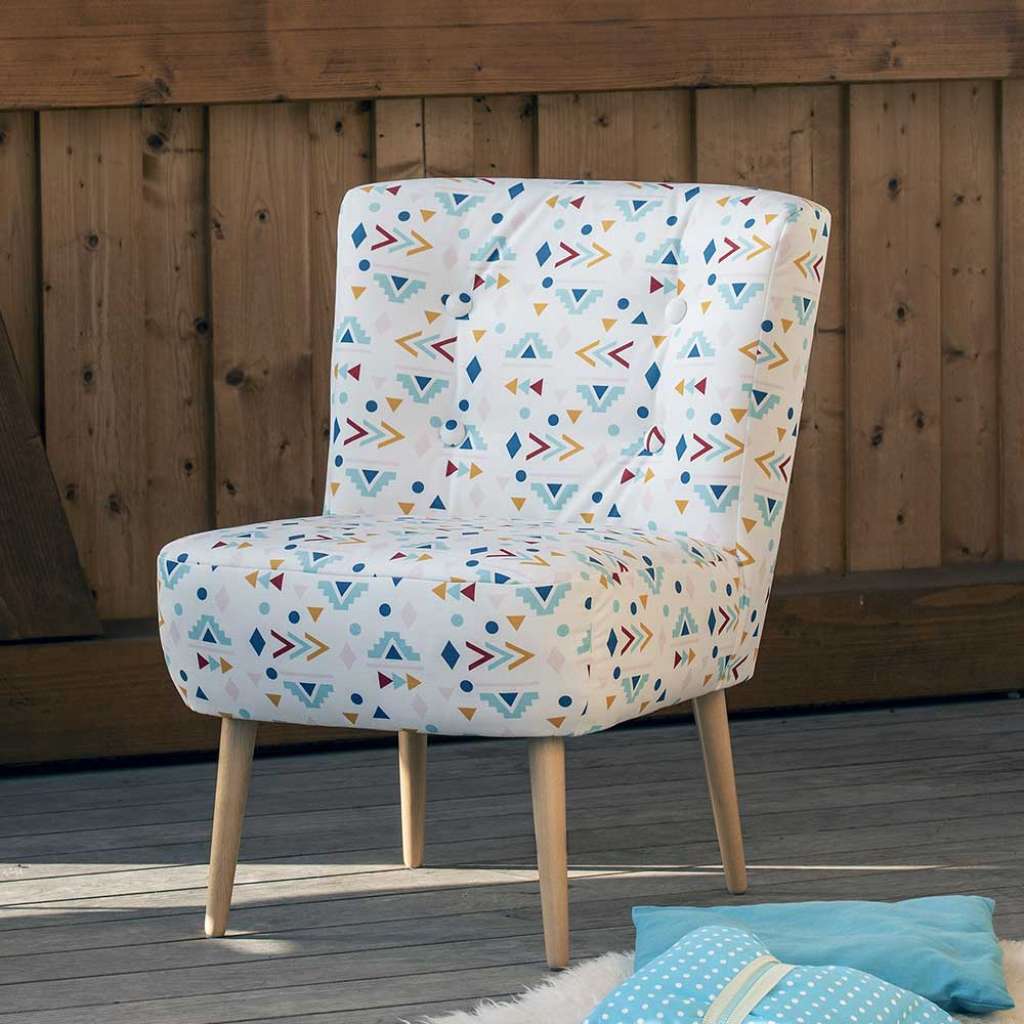 Lounge Sessel bunt im Retrostil Vierfußgestell aus Holz