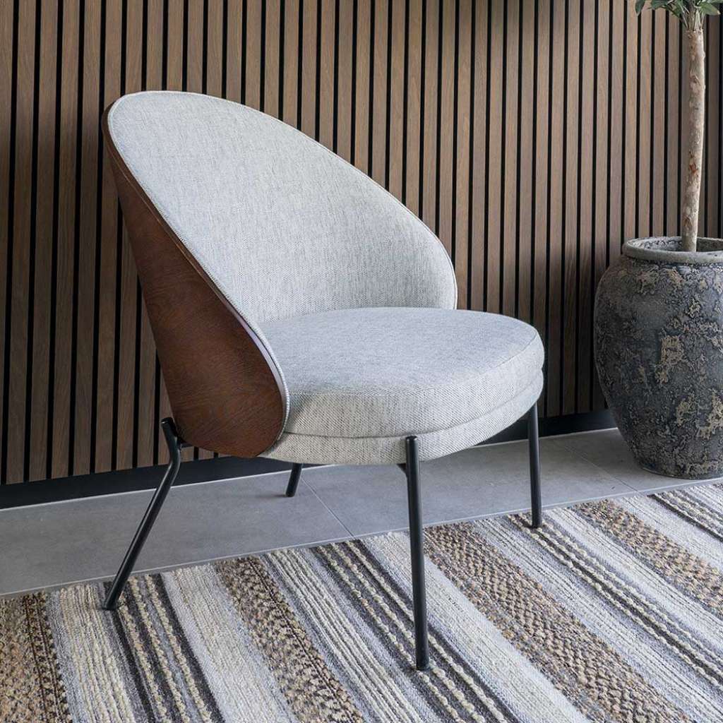 Polstersessel Designsessel im Retrostil mit Vierfußgestell aus Metall