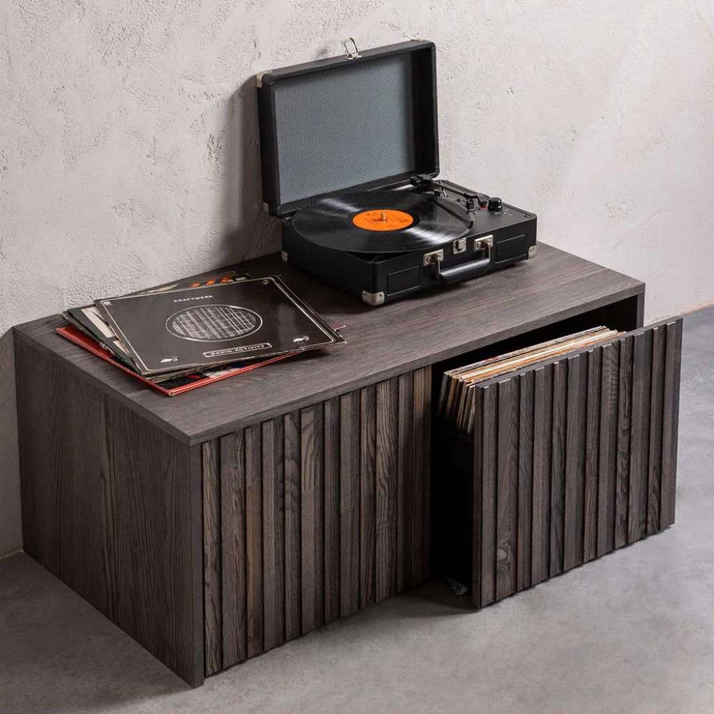 Lowboard TV Board in Esche dunkel lackiert