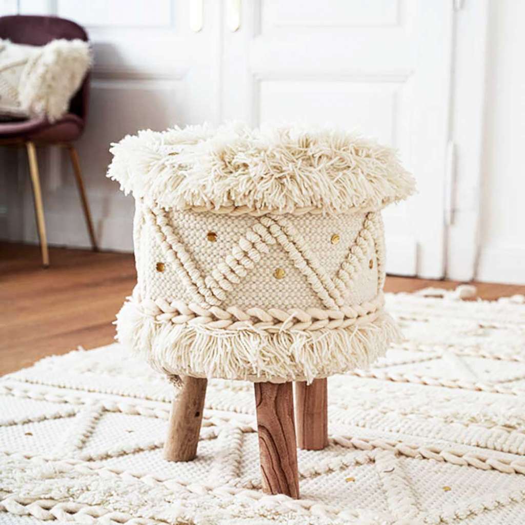 Hocker im Boho Style Fußgestell aus Holz