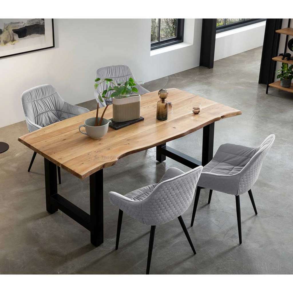 Esstischgruppe aus Metall Massivholz (fünfteilig)