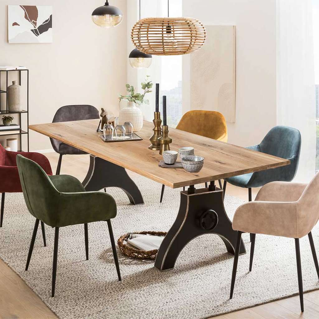 Esstisch Holztisch aus Massivholz mit Vierfußgestell