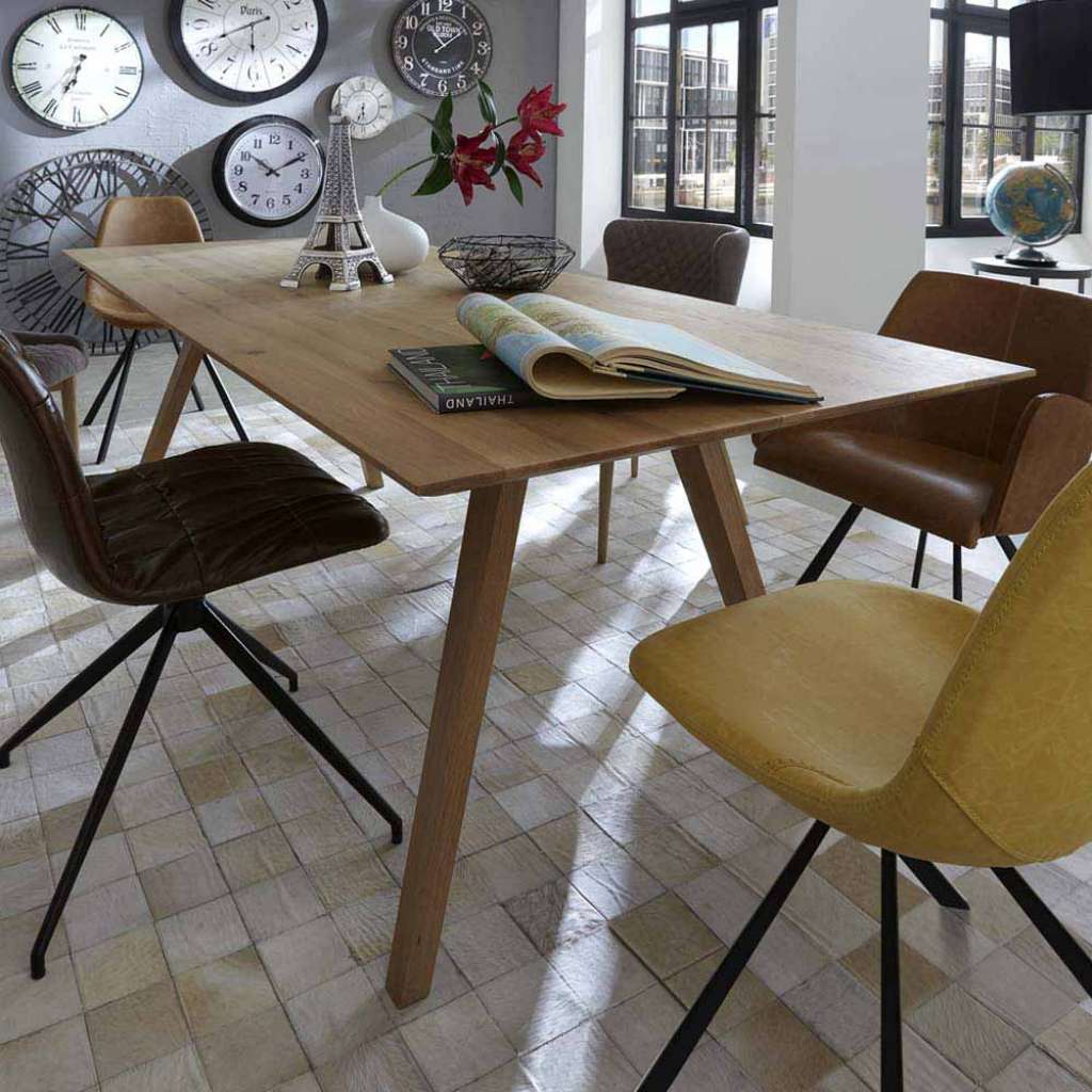 Esszimmertisch aus Wildeiche massiv geölt