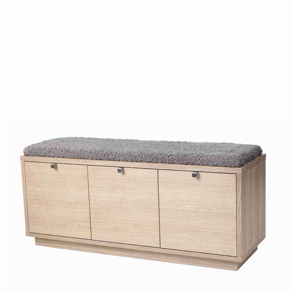 Flurbank mit Eiche furniert und lackiert Schubladen