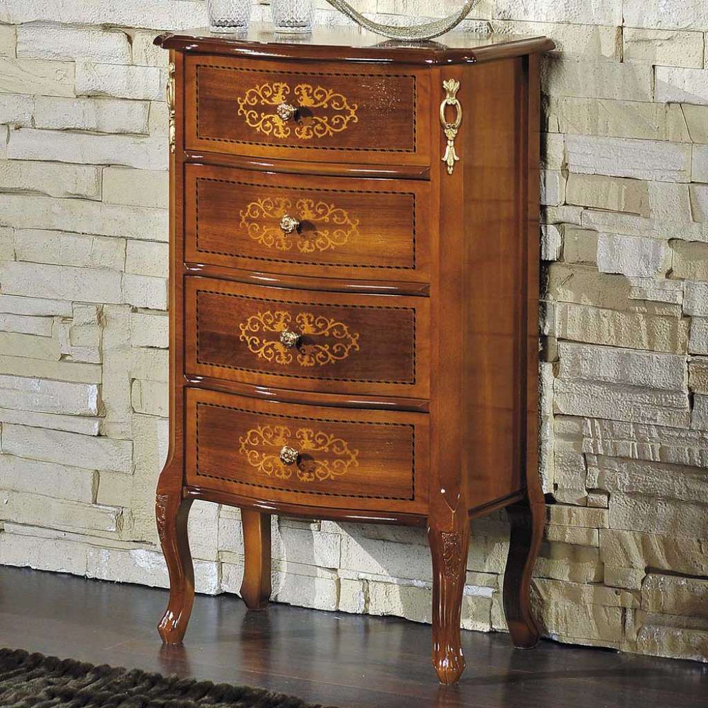Schubladenkommode im Barock Look Nussbaum furniert